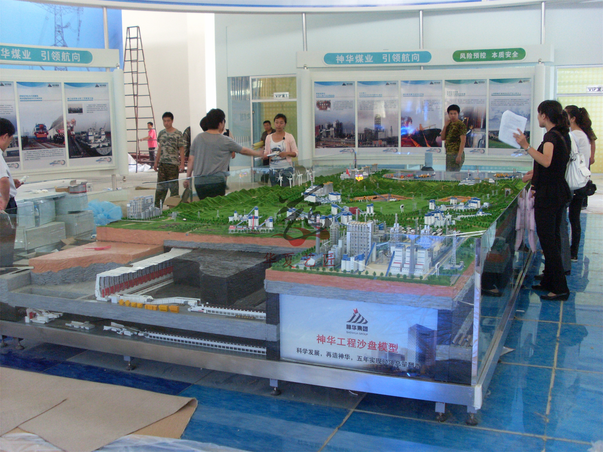 煤礦開采仿真模型、采煤機(jī)動(dòng)態(tài)模型、礦山井下模型 (9).jpg
